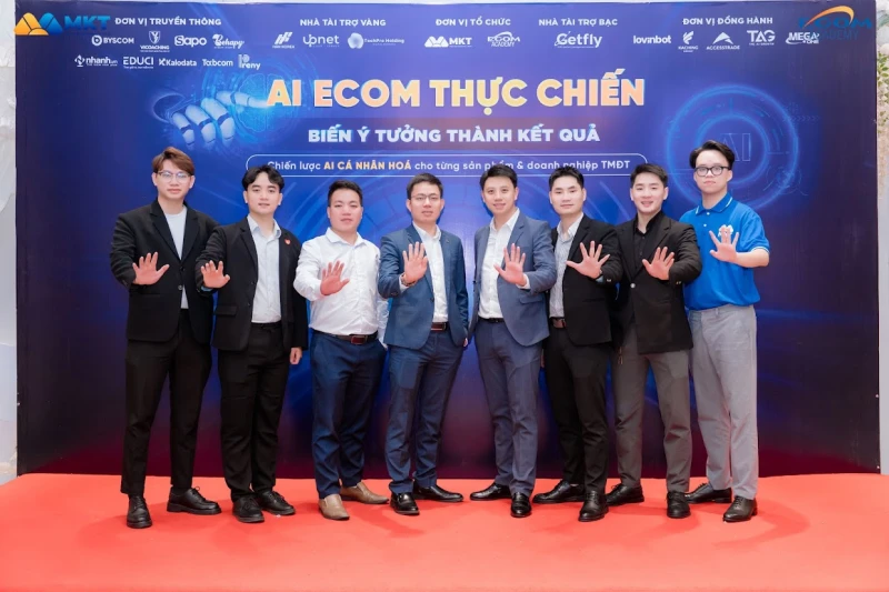 Khoảnh khắc sự kiện MKT 8
