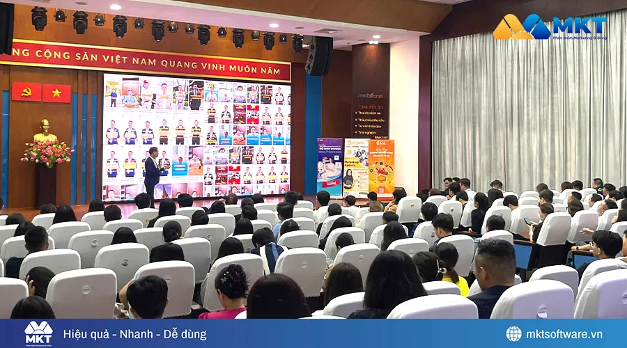 Chuyên Gia Đặng Mạnh Dũng Chia Sẻ Bí Quyết Xây Dựng Ma Trận Truyền Thông Và Bán Hàng Đa Kênh