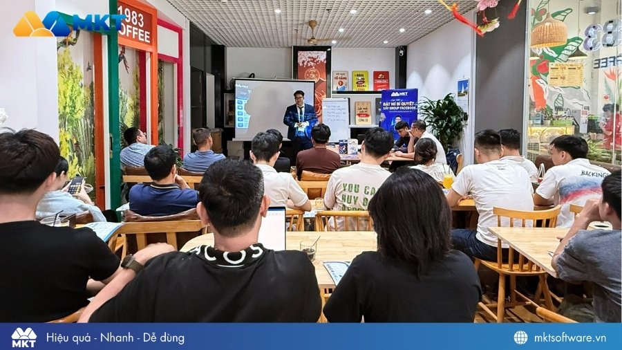 Sự kiện Cafe Talk: Bật mí bí quyết xây group Facebook từ con số 0 Sự kiện Cafe Talk: Bật mí bí quyết xây group Facebook từ con số 0