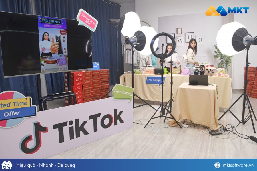 Phần nội dung chiếm phần lớn thời lượng của một kịch bản live TikTok bán hàng