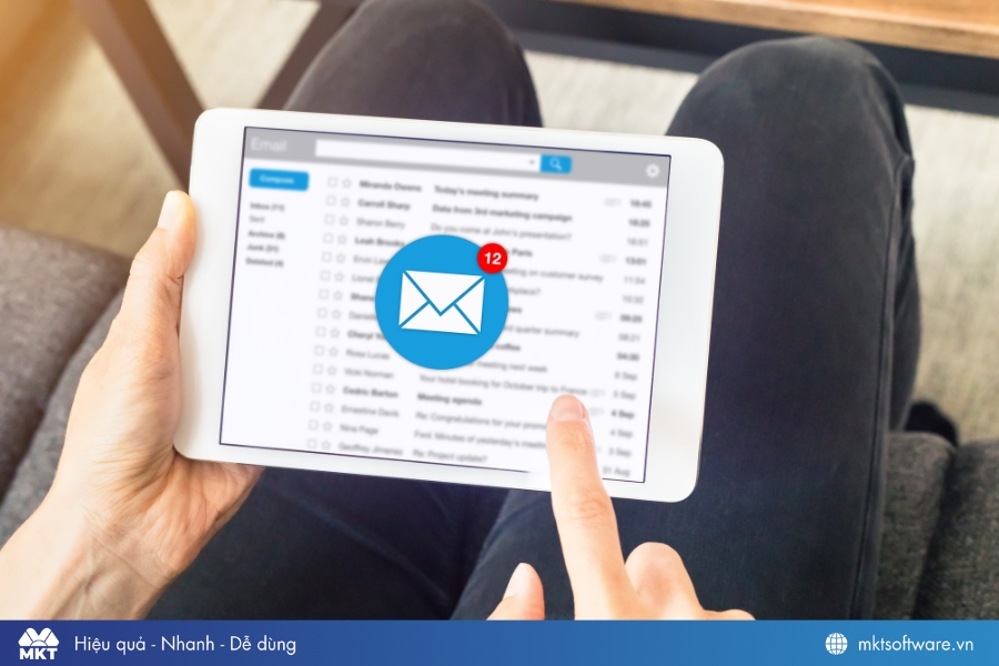 Thông báo chương trình khuyến mại gửi đến khách hàng bằng Email Marketing Thông báo chương trình khuyến mại gửi đến khách hàng bằng Email Marketing