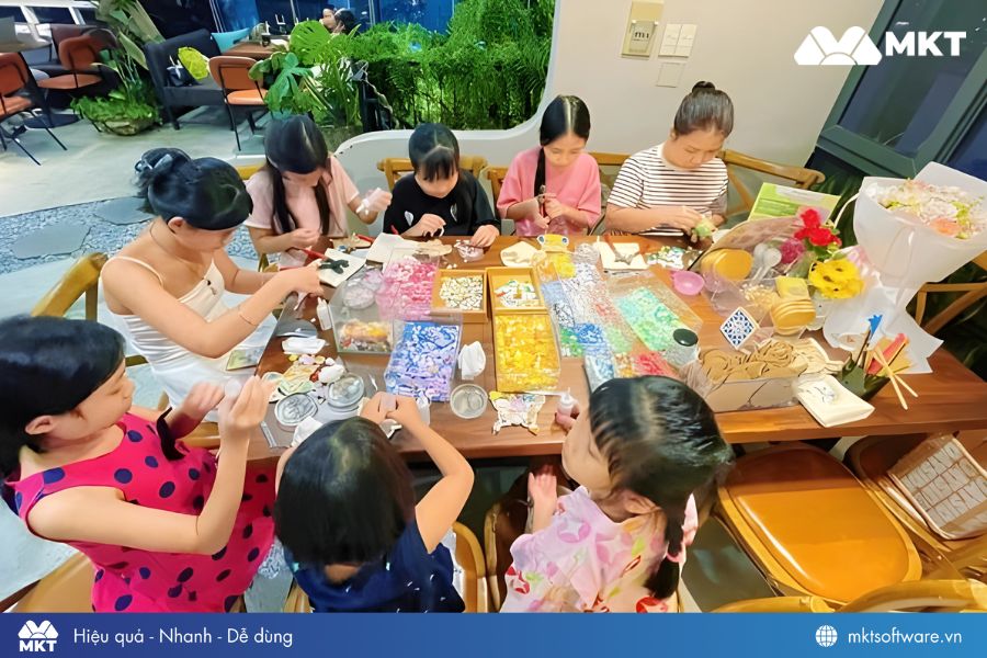 Workshop trang lồng đèn ông sao cho bé